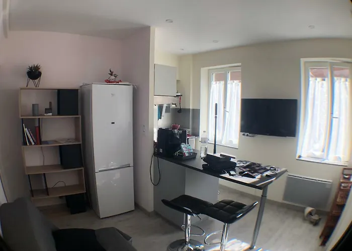 Calme Tres Bien Equipe 公寓